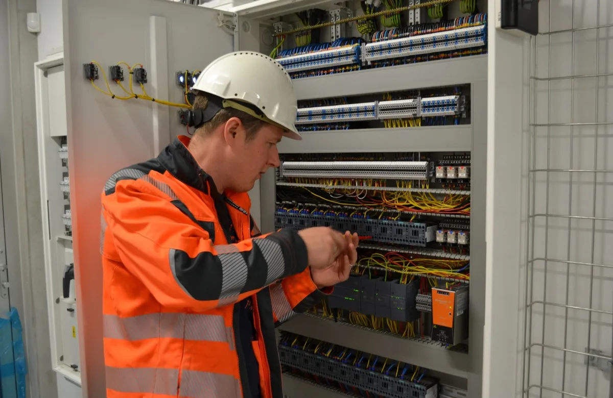 PLC Troubleshooting: A Step-by-Step Guide for Maintenance Teams